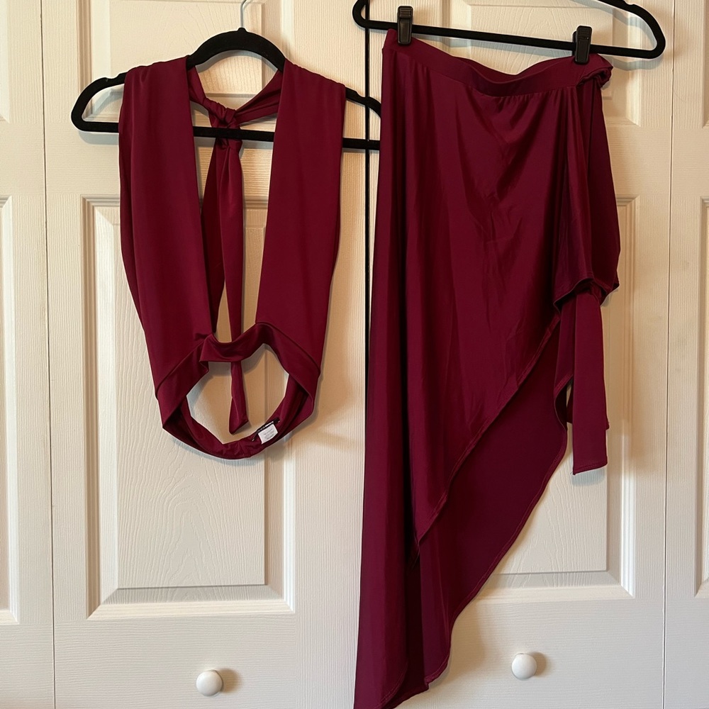 Fashion nova burgundy wrap skirt set
